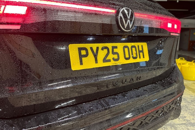 2025 (25) VOLKSWAGEN TIGUAN 2.0 TDI R-Line 5dr DSG 4885246