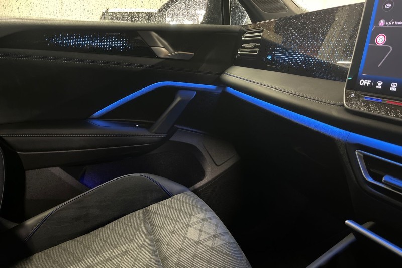 2025 (25) VOLKSWAGEN TIGUAN 2.0 TDI R-Line 5dr DSG 4885250