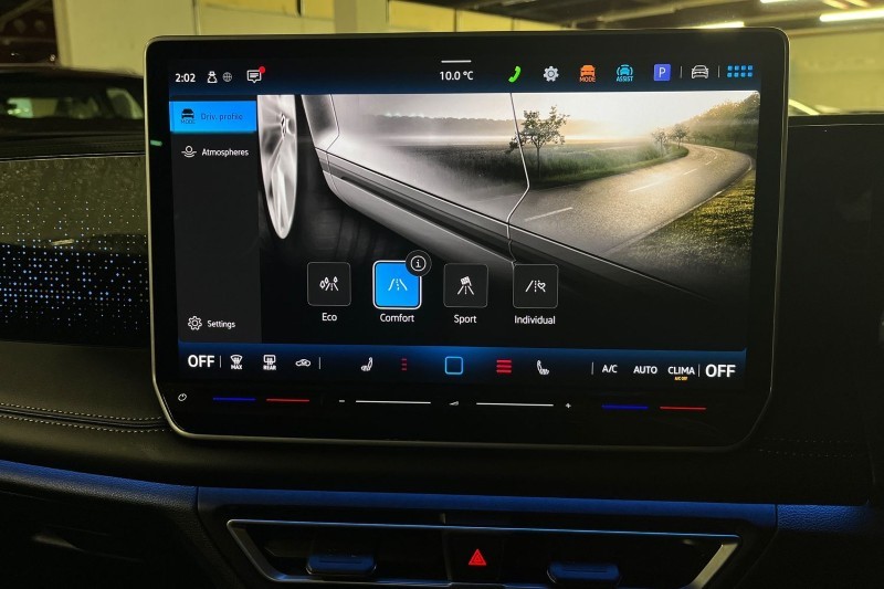 2025 (25) VOLKSWAGEN TIGUAN 2.0 TDI R-Line 5dr DSG 4885233