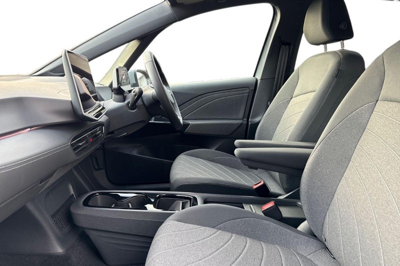 2025 (75) VOLKSWAGEN ID.3 125kW Essential Pure 52kWh 5dr Auto 4824931