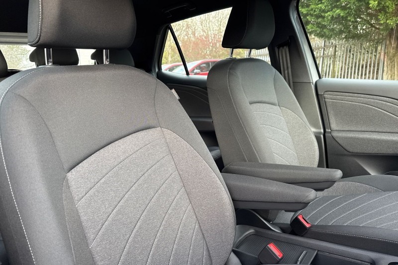 2025 (75) VOLKSWAGEN ID.3 125kW Essential Pure 52kWh 5dr Auto 4824944