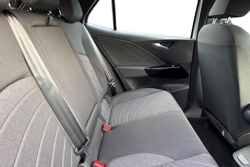 2025 (75) VOLKSWAGEN ID.3 125kW Essential Pure 52kWh 5dr Auto 4824932