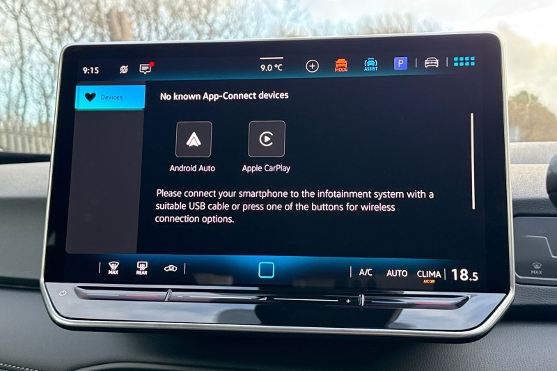2025 (75) VOLKSWAGEN ID.3 125kW Essential Pure 52kWh 5dr Auto 4824951