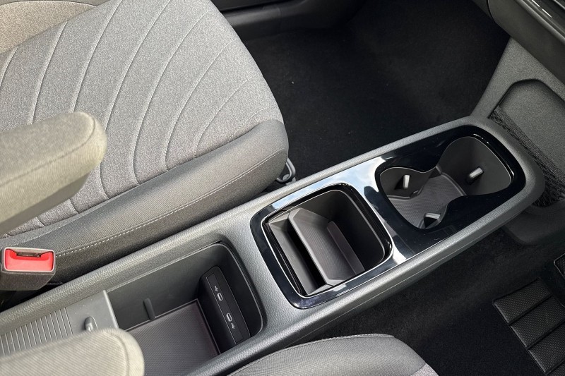 2025 (75) VOLKSWAGEN ID.3 125kW Essential Pure 52kWh 5dr Auto 4824966