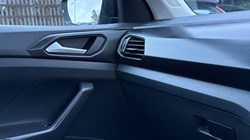 2022 (72) VOLKSWAGEN T-CROSS 1.0 TSI 110 SE 5dr 4863194