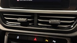 2024 (24) VOLKSWAGEN T-ROC 1.5 TSI Match 5dr 4856311