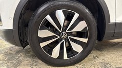 2024 (24) VOLKSWAGEN T-ROC 1.5 TSI Match 5dr 4856295