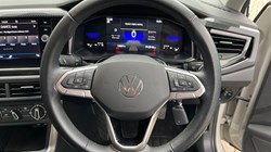 2022 (72) VOLKSWAGEN POLO 1.0 TSI Life 5dr 4865882