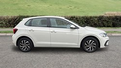 2022 (72) VOLKSWAGEN POLO 1.0 TSI Life 5dr 4865870