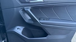 2025 (25) VOLKSWAGEN TIGUAN ALLSPACE 2.0 TDI R-Line 5dr DSG 4867702