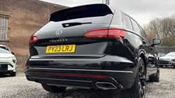 2023 (23) VOLKSWAGEN TOUAREG 3.0 V6 TDI 4Motion Black Edition 5dr Tip Auto 4989959