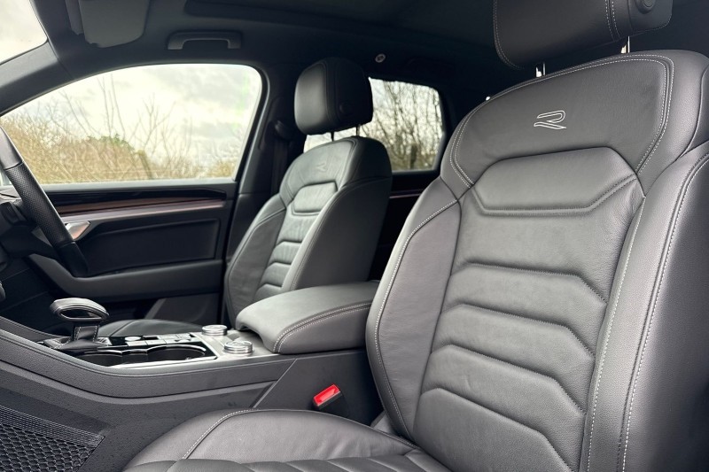 2023 (23) VOLKSWAGEN TOUAREG 3.0 V6 TDI 4Motion Black Edition 5dr Tip Auto 4989949