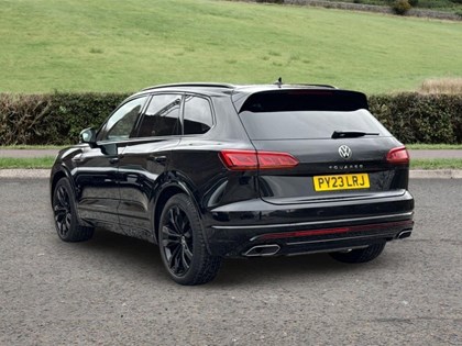 2023 (23) VOLKSWAGEN TOUAREG 3.0 V6 TDI 4Motion Black Edition 5dr Tip Auto