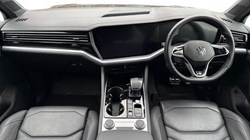 2023 (23) VOLKSWAGEN TOUAREG 3.0 V6 TDI 4Motion Black Edition 5dr Tip Auto 4989925