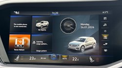 2023 (23) VOLKSWAGEN TOUAREG 3.0 V6 TDI 4Motion Black Edition 5dr Tip Auto 4989943