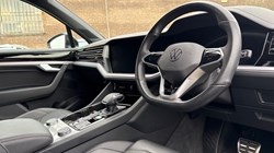 2023 (23) VOLKSWAGEN TOUAREG 3.0 V6 TDI 4Motion Black Edition 5dr Tip Auto 4989927