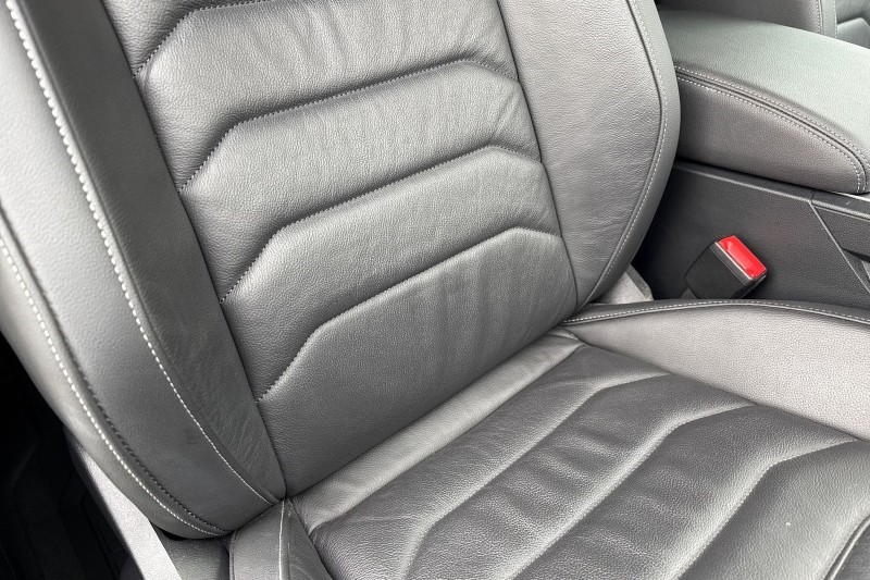 2023 (23) VOLKSWAGEN TOUAREG 3.0 V6 TDI 4Motion Black Edition 5dr Tip Auto 4989932