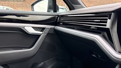 2023 (23) VOLKSWAGEN TOUAREG 3.0 V6 TDI 4Motion Black Edition 5dr Tip Auto 4989946