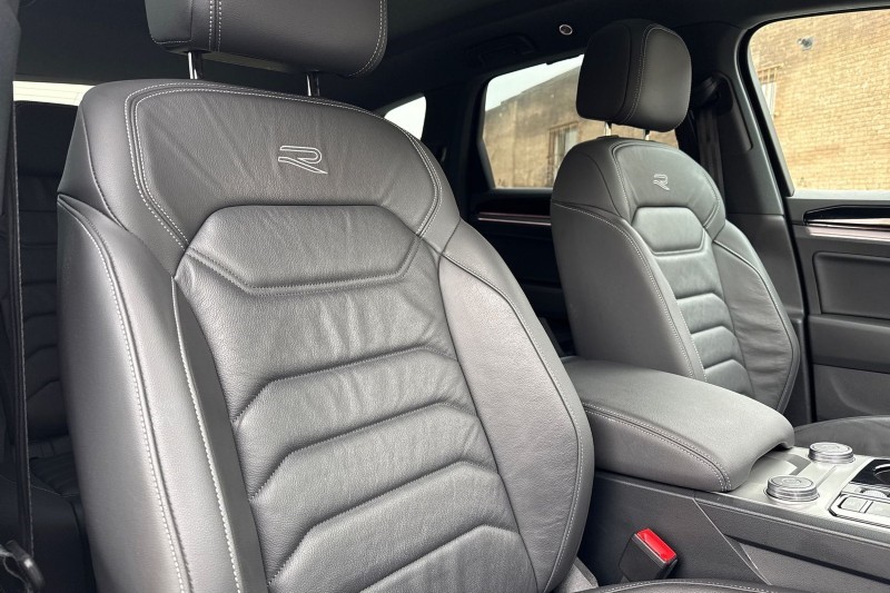 2023 (23) VOLKSWAGEN TOUAREG 3.0 V6 TDI 4Motion Black Edition 5dr Tip Auto 4989933