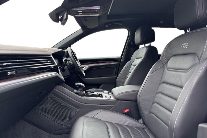 2023 (23) VOLKSWAGEN TOUAREG 3.0 V6 TDI 4Motion Black Edition 5dr Tip Auto 4989919