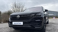 2023 (23) VOLKSWAGEN TOUAREG 3.0 V6 TDI 4Motion Black Edition 5dr Tip Auto 4989957