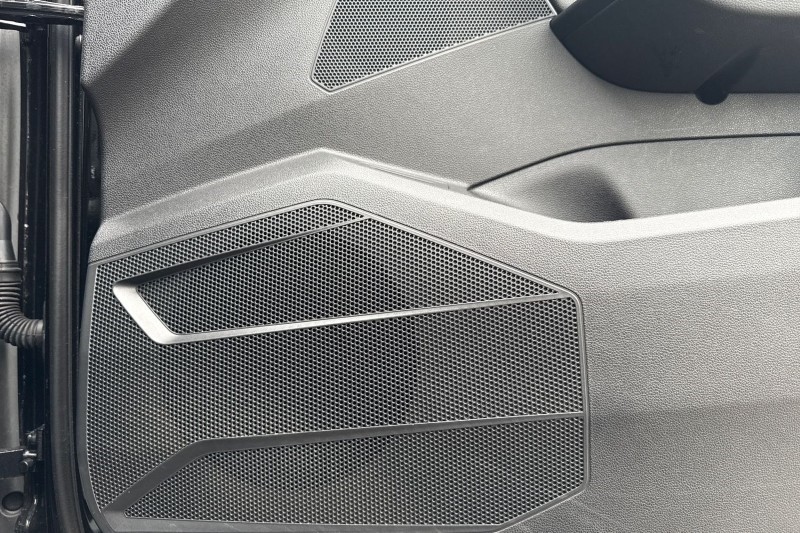 2023 (23) VOLKSWAGEN TOUAREG 3.0 V6 TDI 4Motion Black Edition 5dr Tip Auto 4989929