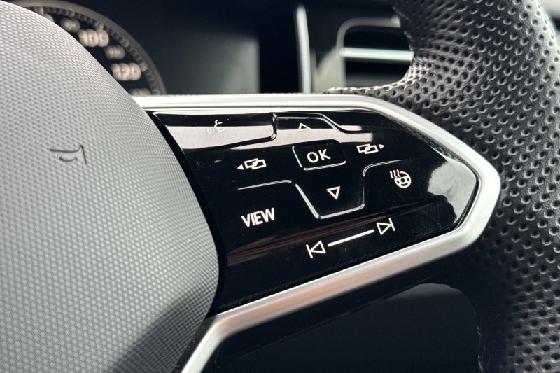 2023 (23) VOLKSWAGEN TOUAREG 3.0 V6 TDI 4Motion Black Edition 5dr Tip Auto 4989936