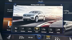 2023 (23) VOLKSWAGEN TOUAREG 3.0 V6 TDI 4Motion Black Edition 5dr Tip Auto 4989944