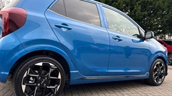 2025 (25) KIA PICANTO 1.0 GT-Line 5dr 4865119