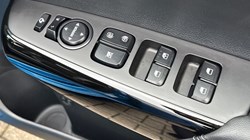 2025 (25) KIA PICANTO 1.0 GT-Line 5dr 4865098