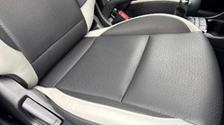 2025 (25) KIA PICANTO 1.0 GT-Line 5dr 4865100