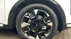 2025 (75) KIA SPORTAGE 1.6T GDi HEV GT-Line S 5dr Auto 4874532