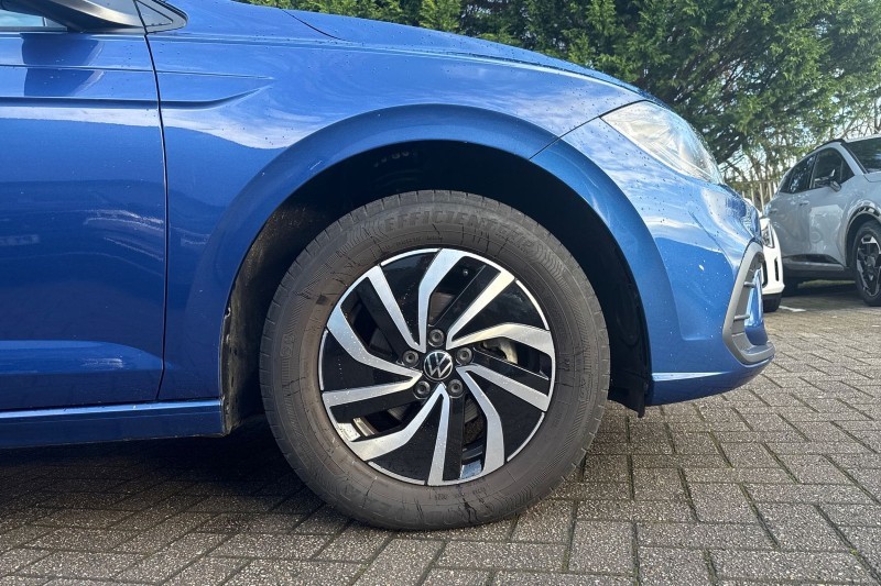 2024 (74) VOLKSWAGEN POLO 1.0 Life 5dr 4900730