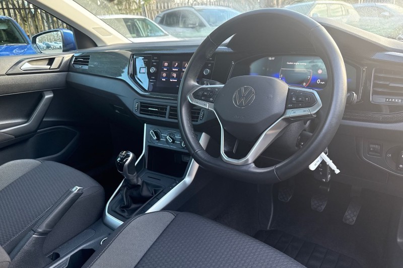 2024 (74) VOLKSWAGEN POLO 1.0 Life 5dr 4900732
