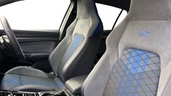 2024 (74) VOLKSWAGEN GOLF 2.0 TSI 333 R Black Edition 4Motion 5dr DSG 4903806