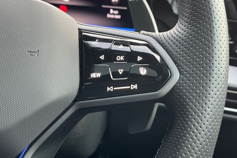 2024 (74) VOLKSWAGEN GOLF 2.0 TSI 333 R Black Edition 4Motion 5dr DSG 4903823