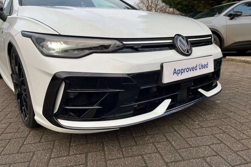 2024 (74) VOLKSWAGEN GOLF 2.0 TSI 333 R Black Edition 4Motion 5dr DSG 4903842