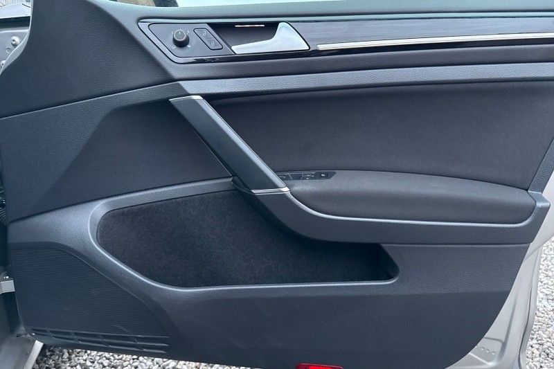 2018 (68) VOLKSWAGEN GOLF 1.5 TSI EVO 150 GT 5dr 5035887