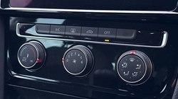 2018 (68) VOLKSWAGEN GOLF 1.5 TSI EVO 150 GT 5dr 5035900