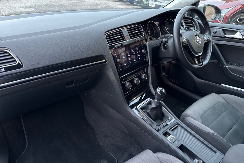 2018 (68) VOLKSWAGEN GOLF 1.5 TSI EVO 150 GT 5dr 5035906