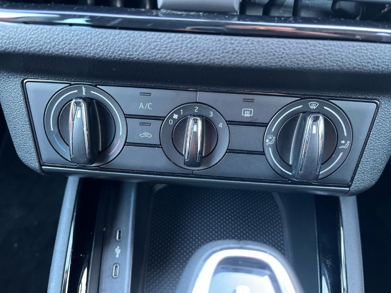 2023 (23) SKODA KAMIQ 1.0 TSI 110 SE Drive 5dr DSG 4880255