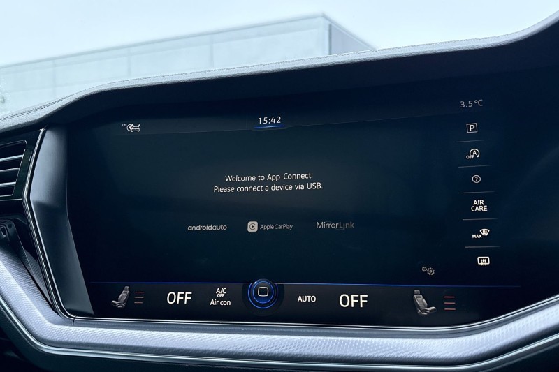 2022 (71) VOLKSWAGEN TOUAREG 3.0 V6 TDI 4Motion Black Edition 5dr Tip Auto 4938398