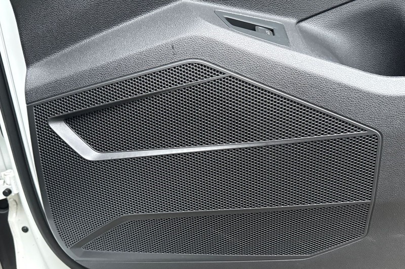 2022 (71) VOLKSWAGEN TOUAREG 3.0 V6 TDI 4Motion Black Edition 5dr Tip Auto 4938387