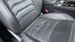 2022 (71) VOLKSWAGEN TOUAREG 3.0 V6 TDI 4Motion Black Edition 5dr Tip Auto 4938390