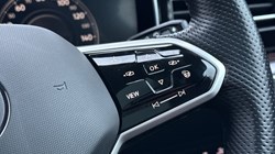 2022 (71) VOLKSWAGEN TOUAREG 3.0 V6 TDI 4Motion Black Edition 5dr Tip Auto 4938394