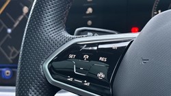 2022 (71) VOLKSWAGEN TOUAREG 3.0 V6 TDI 4Motion Black Edition 5dr Tip Auto 4938393