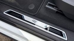 2022 (71) VOLKSWAGEN TOUAREG 3.0 V6 TDI 4Motion Black Edition 5dr Tip Auto 4938418