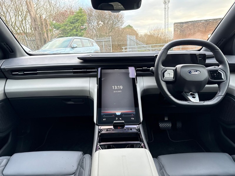 2024 (74) FORD CAPRI 250kW Premium 79kWh AWD 5dr Auto 4900228