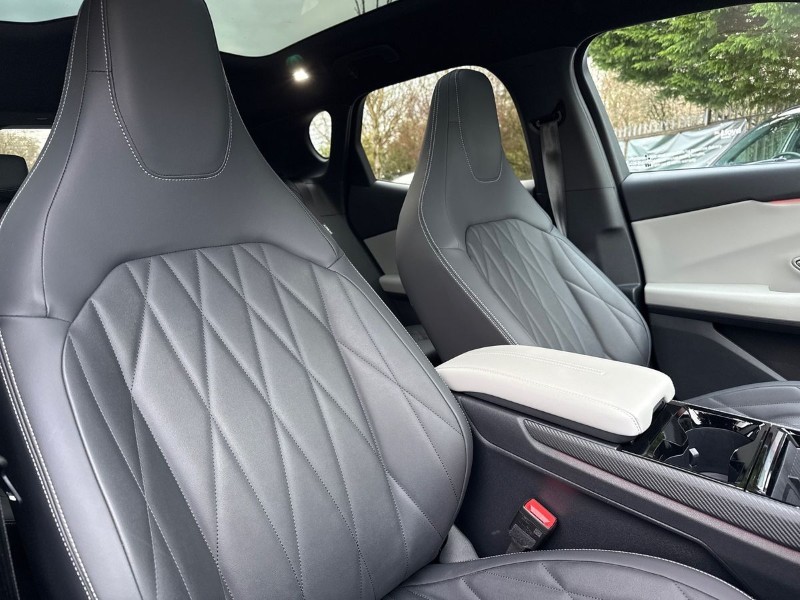 2024 (74) FORD CAPRI 250kW Premium 79kWh AWD 5dr Auto 4900223