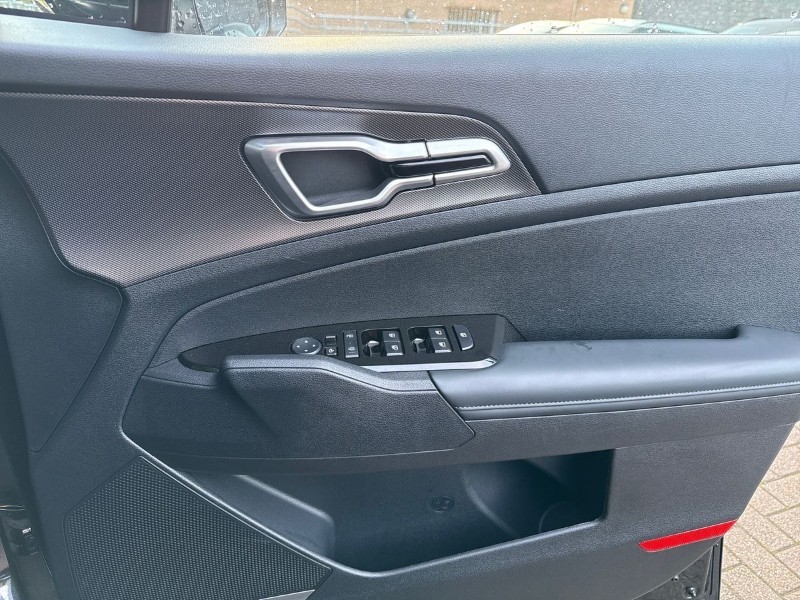 2025 (25) KIA SPORTAGE 1.6T GDi 157 48V ISG 3 5dr 4900338